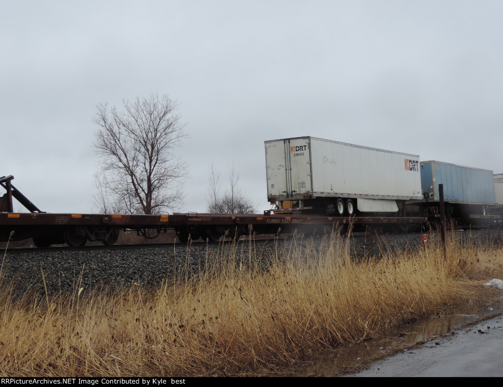 older trailer car